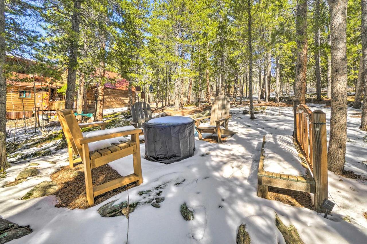 Secluded Black Hawk Log Cabin With Fire Pit! Dış mekan fotoğraf